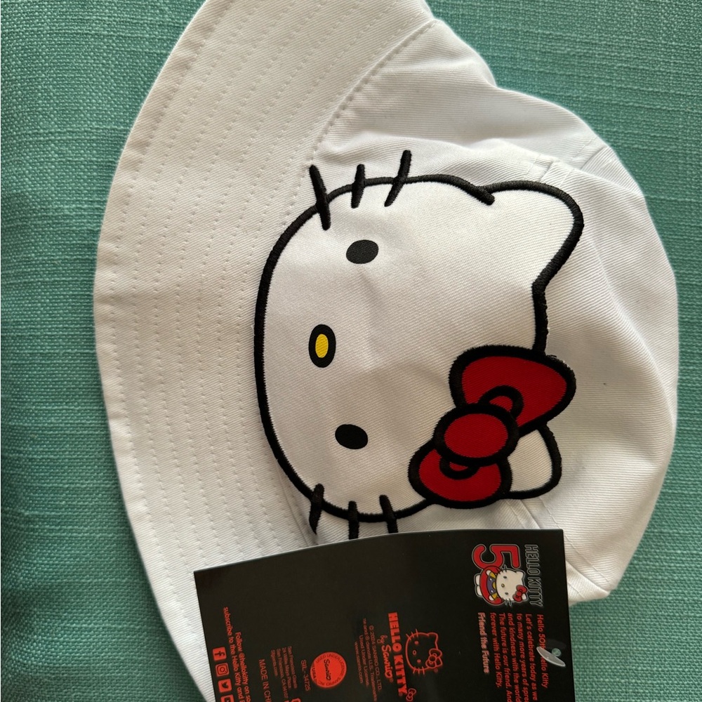 SF Giants Hello Kitty Bucket Hat